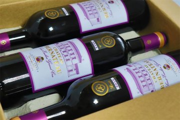 做紅葡萄酒加盟生意的發展好不好